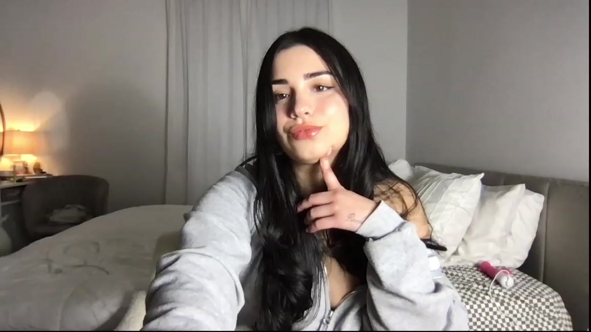 Gallery image thumbnail from babyxjulz's myfreecams stream on, 12/07/2023, 06:22 image 5 of 20