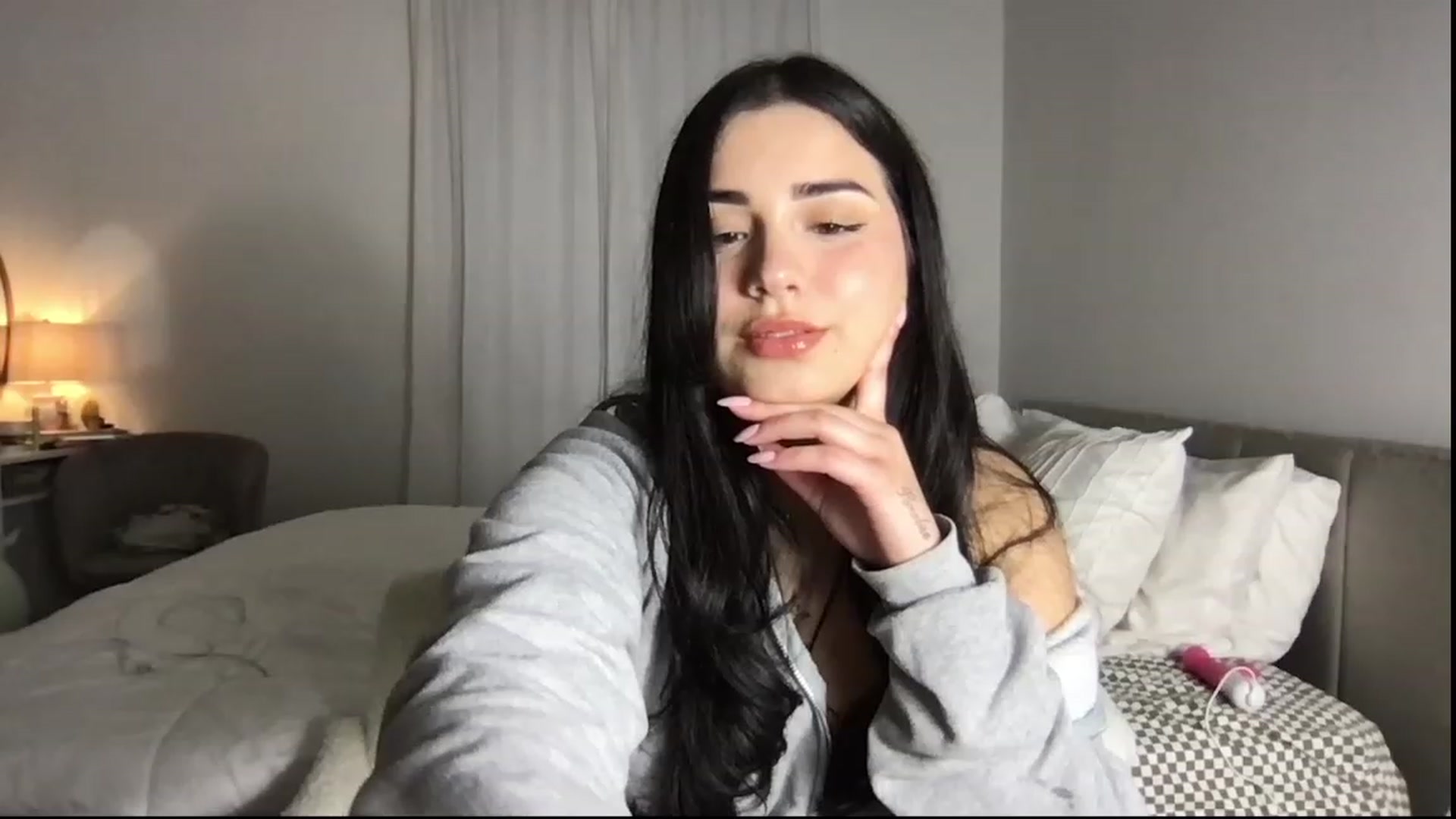 Gallery image thumbnail from babyxjulz's myfreecams stream on, 12/07/2023, 06:22 image 7 of 20