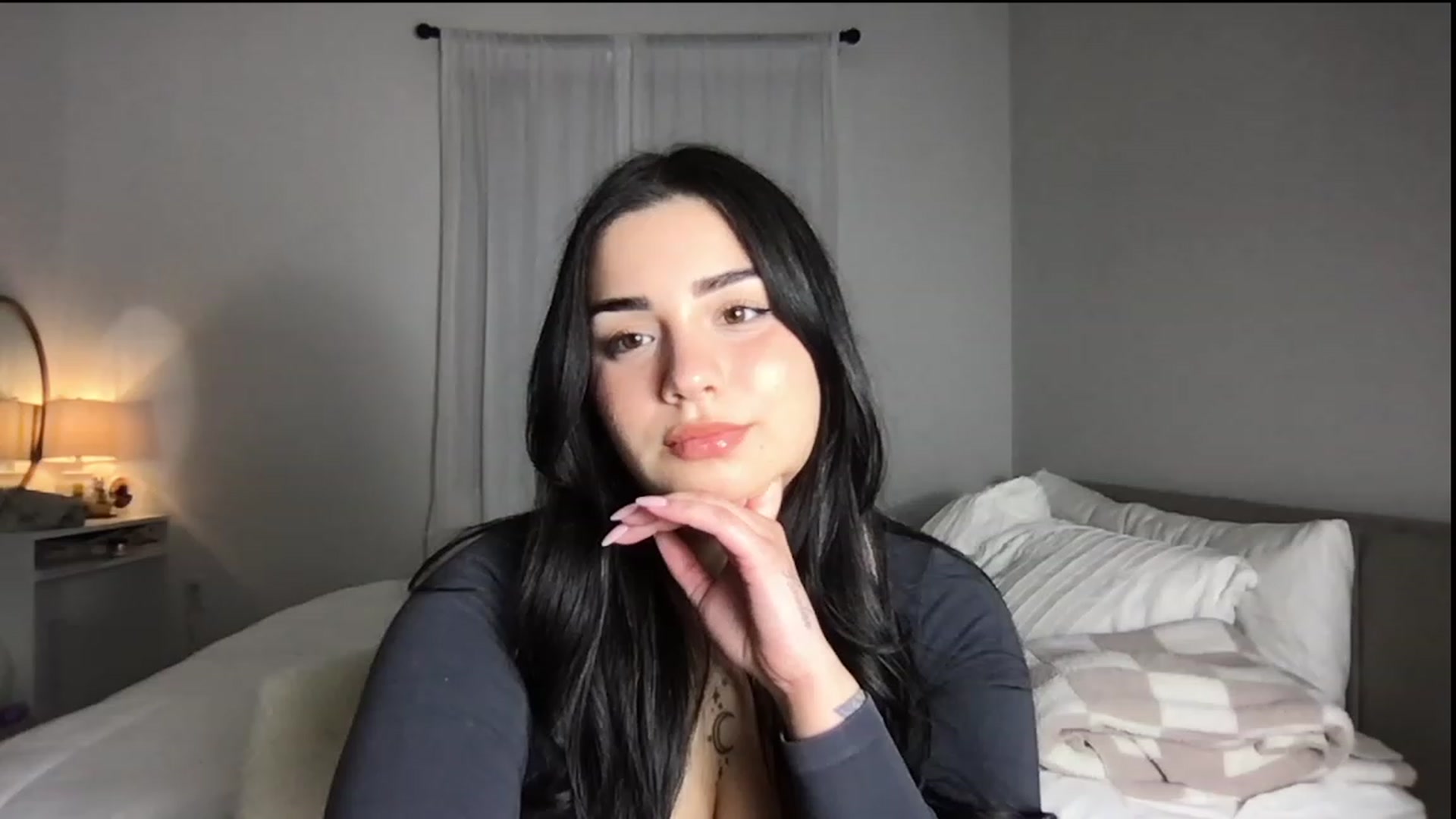 Gallery image thumbnail from babyxjulz's myfreecams stream on, 12/15/2023, 05:55 image 18 of 20