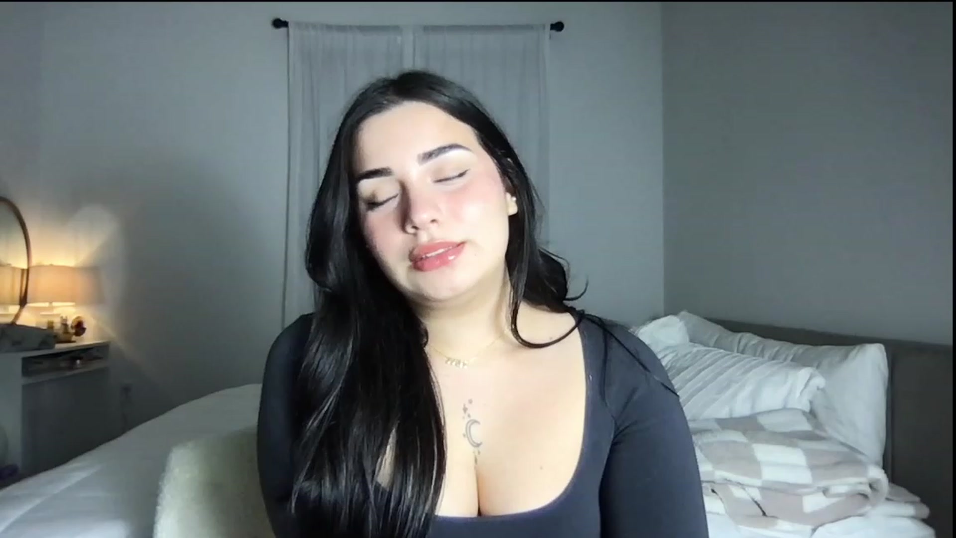 Gallery image thumbnail from babyxjulz's myfreecams stream on, 12/15/2023, 05:55 image 11 of 20