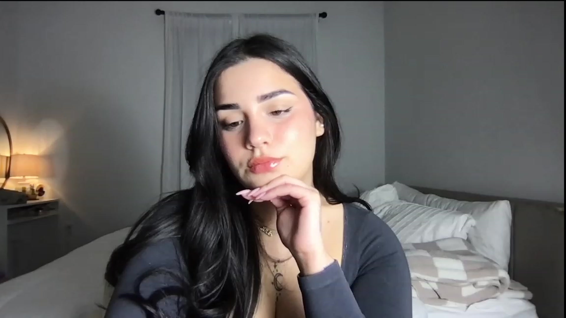 Gallery image thumbnail from babyxjulz's myfreecams stream on, 12/15/2023, 05:55 image 4 of 20
