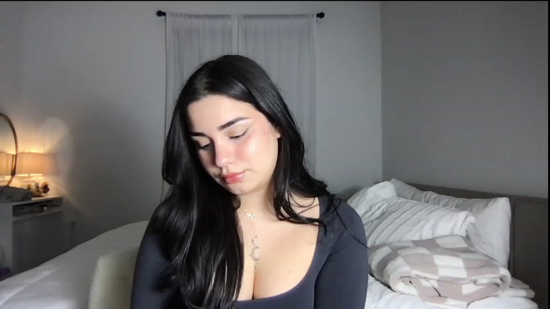 Gallery image thumbnail from babyxjulz's myfreecams stream on, 12/15/2023, 05:55 image 13 of 20