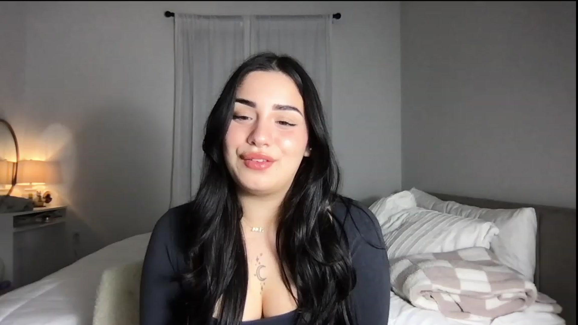 Gallery image thumbnail from babyxjulz's myfreecams stream on, 12/15/2023, 05:55 image 12 of 20