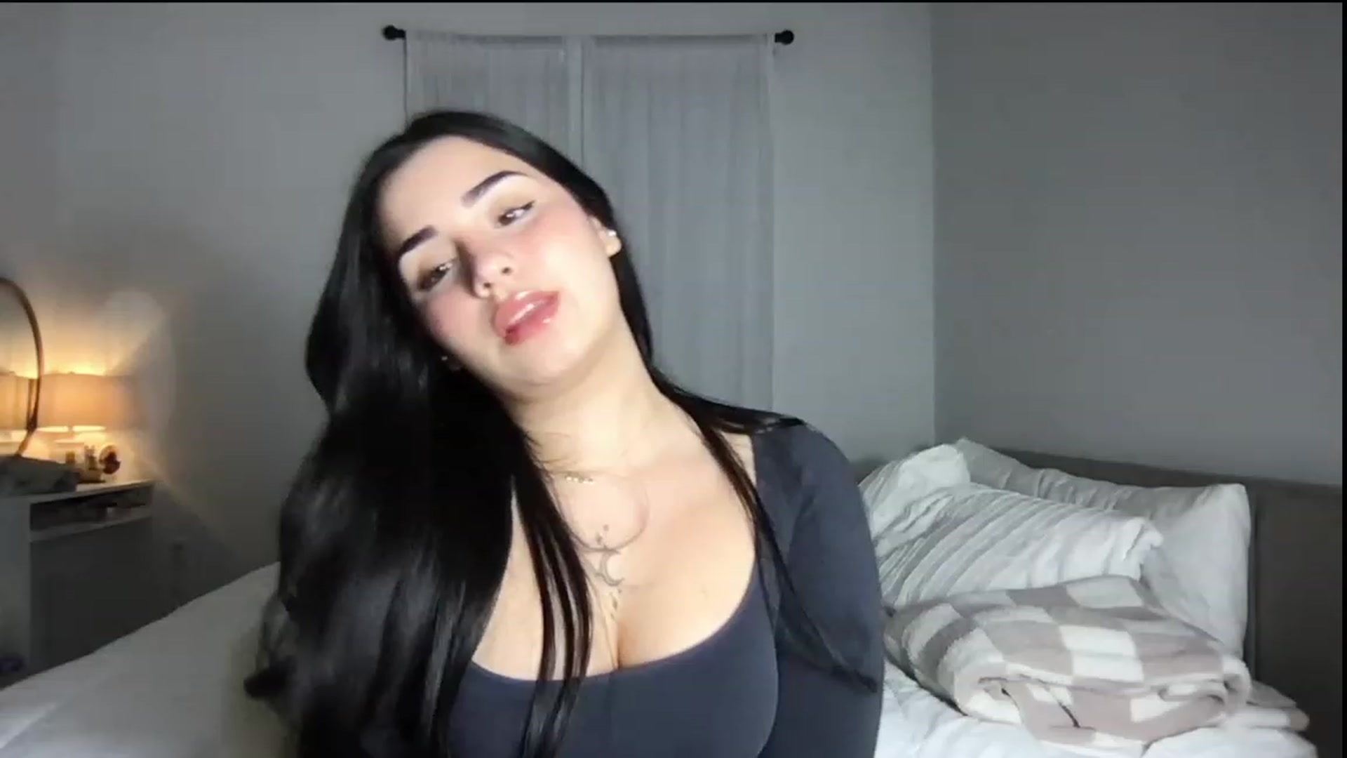 Gallery image thumbnail from babyxjulz's myfreecams stream on, 12/15/2023, 05:55 image 6 of 20