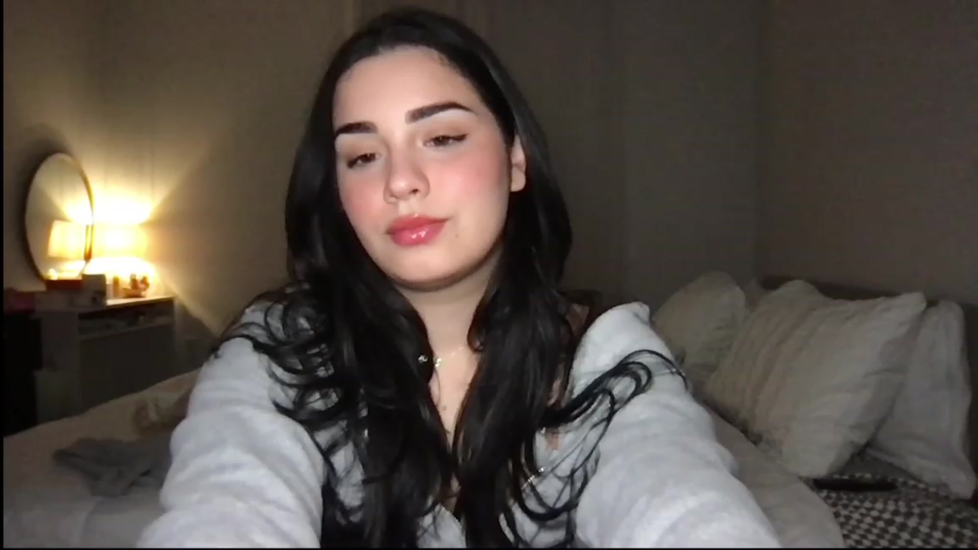 Gallery image thumbnail from babyxjulz's myfreecams stream on, 12/27/2023, 06:08 image 18 of 20