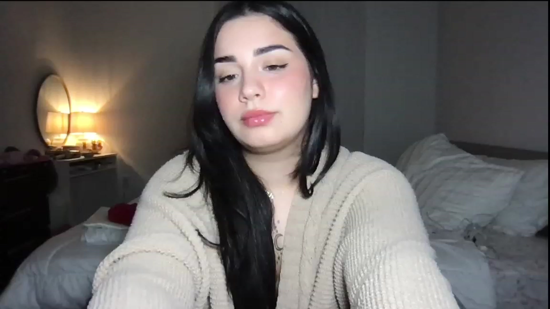Gallery image thumbnail from babyxjulz's myfreecams stream on, 01/03/2024, 08:09 image 10 of 20