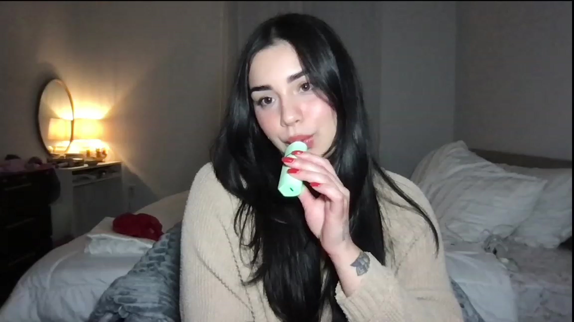 Gallery image thumbnail from babyxjulz's myfreecams stream on, 01/03/2024, 08:09 image 11 of 20
