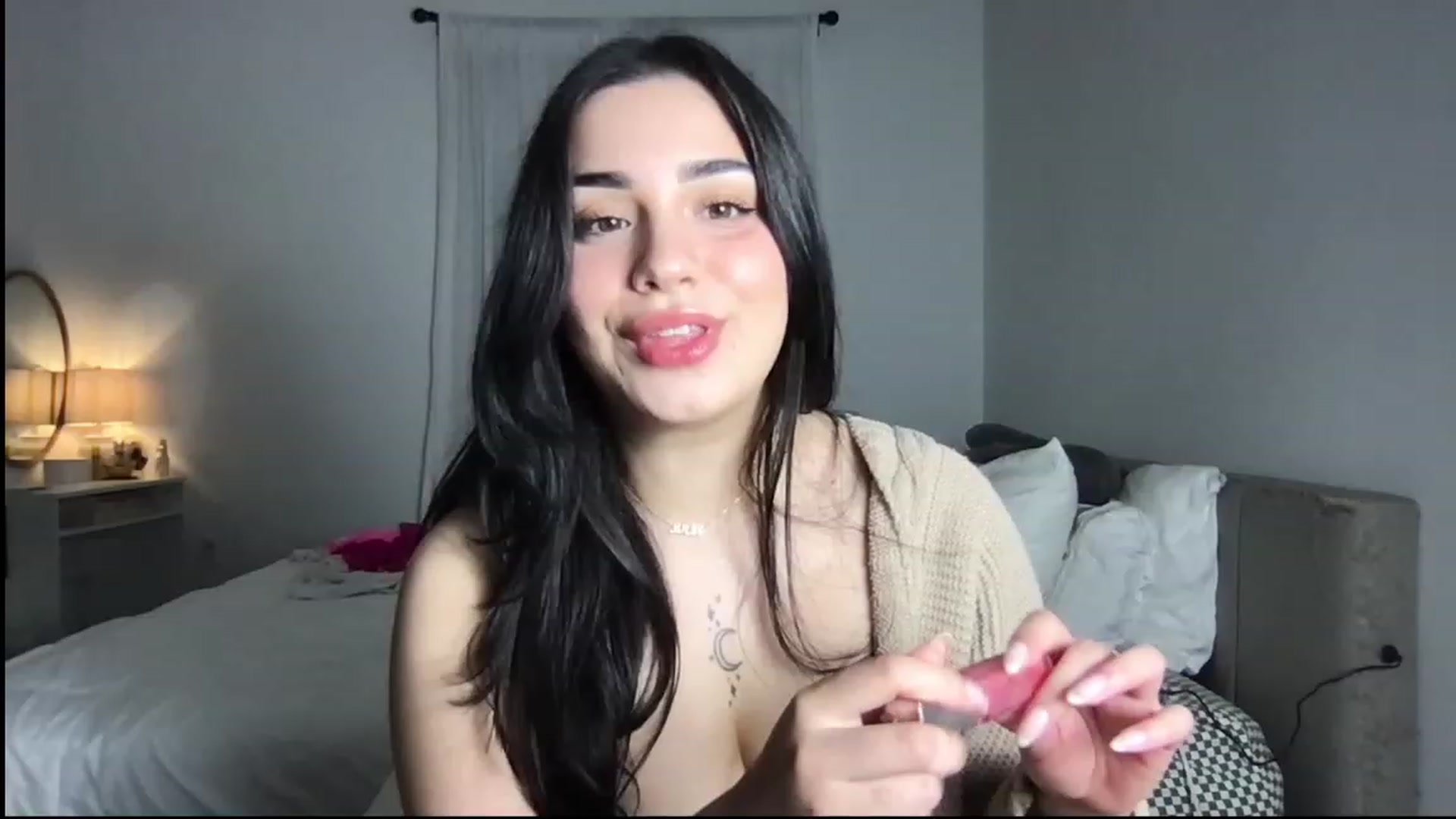Gallery image thumbnail from babyxjulz's myfreecams stream on, 02/20/2024, 05:42 image 8 of 20