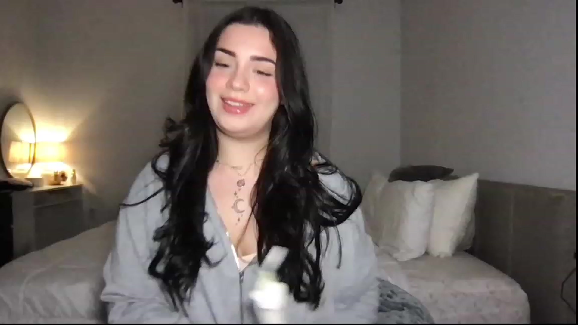 Gallery image thumbnail from babyxjulz's myfreecams stream on, 02/22/2024, 04:24 image 7 of 20