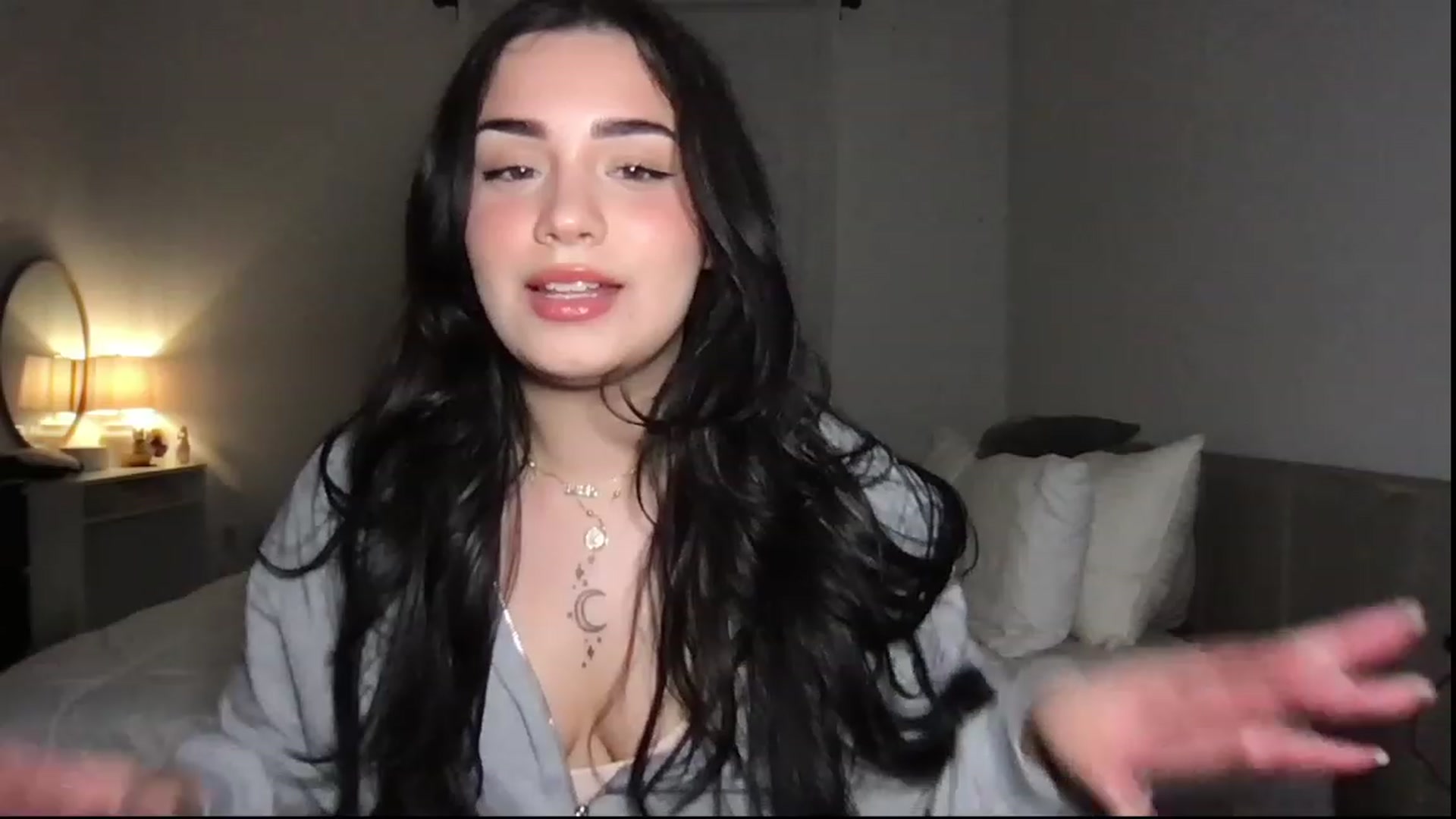 Gallery image thumbnail from babyxjulz's myfreecams stream on, 02/22/2024, 04:24 image 6 of 20