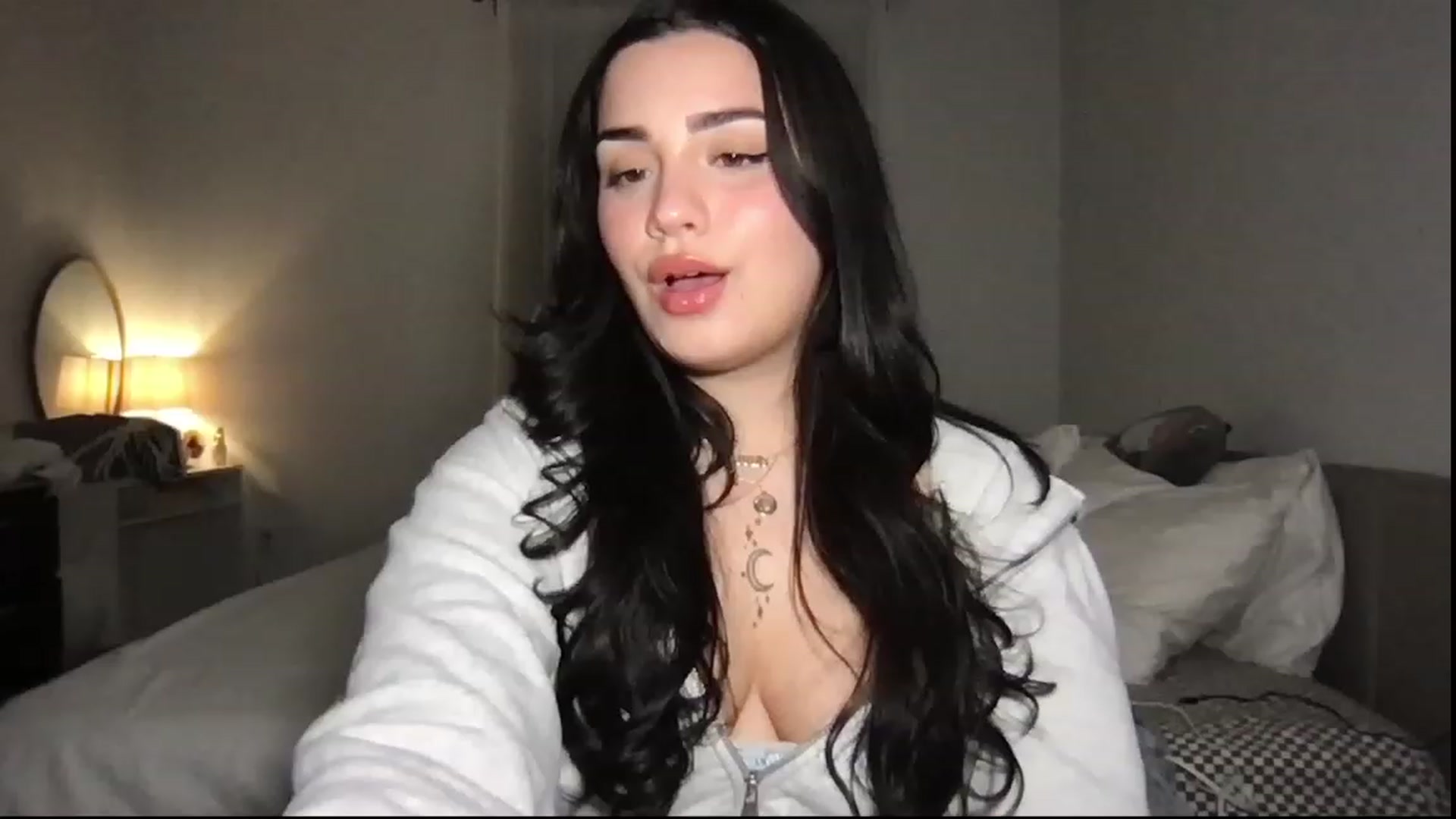 Gallery image thumbnail from babyxjulz's myfreecams stream on, 02/27/2024, 05:53 image 11 of 20