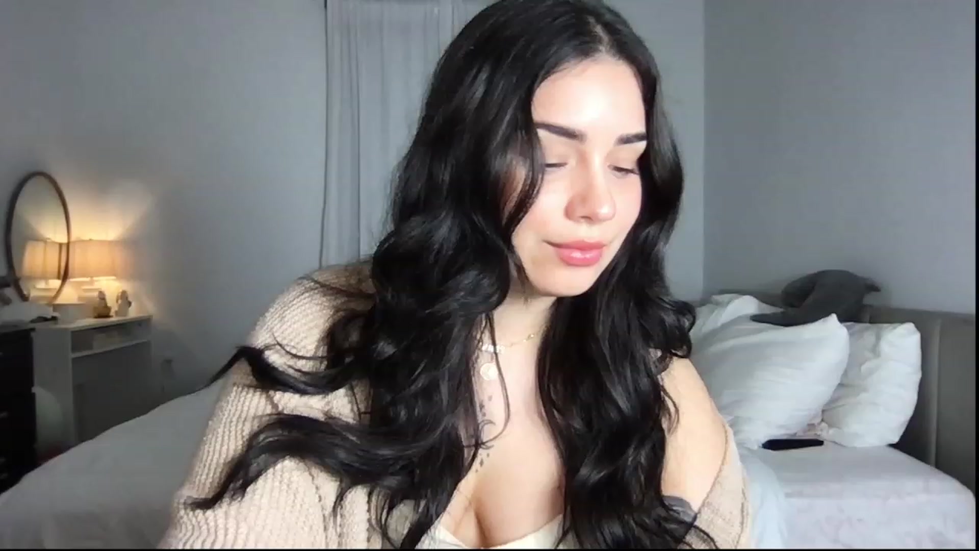 Gallery image thumbnail from babyxjulz's myfreecams stream on, 03/06/2024, 06:23 image 4 of 20
