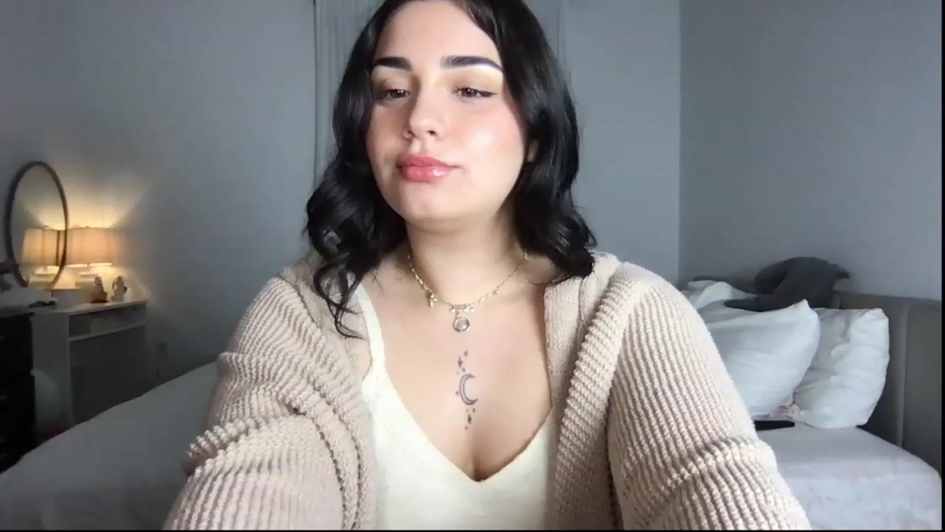 Gallery image thumbnail from babyxjulz's myfreecams stream on, 03/06/2024, 06:23 image 18 of 20