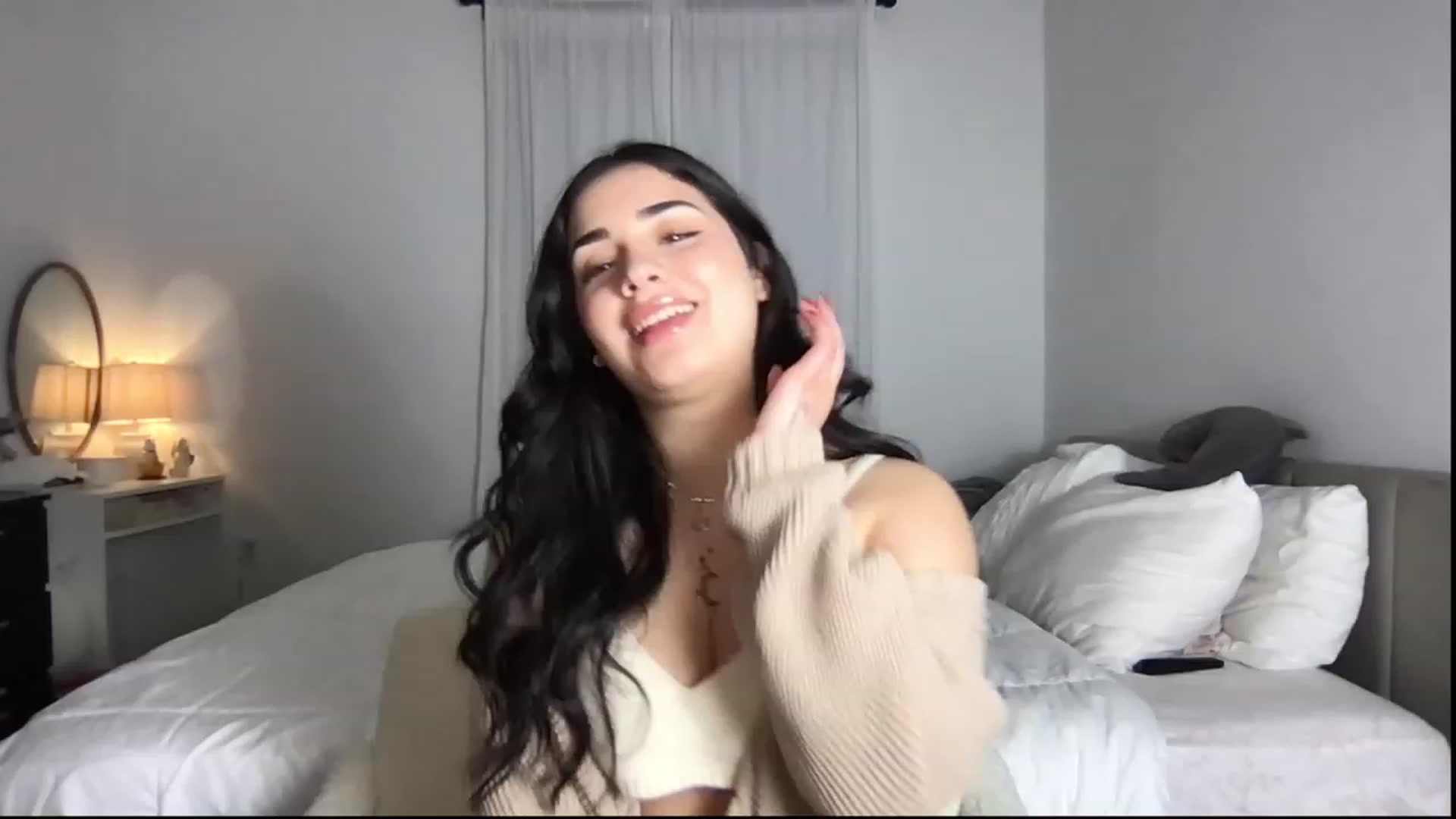 Gallery image thumbnail from babyxjulz's myfreecams stream on, 03/06/2024, 06:23 image 7 of 20