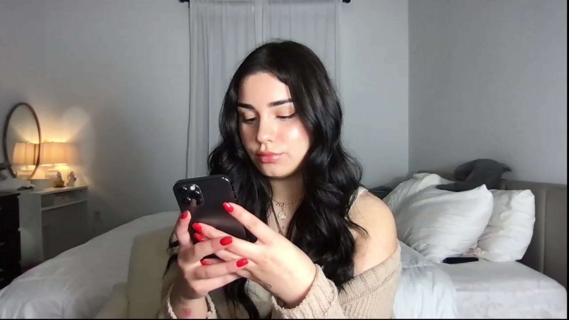 Gallery image thumbnail from babyxjulz's myfreecams stream on, 03/06/2024, 06:23 image 6 of 20