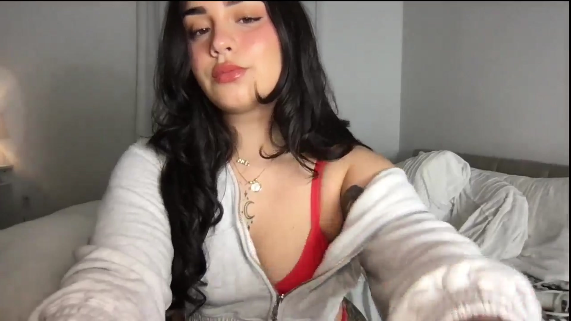 Gallery image thumbnail from babyxjulz's myfreecams stream on, 03/28/2024, 04:00 image 2 of 20