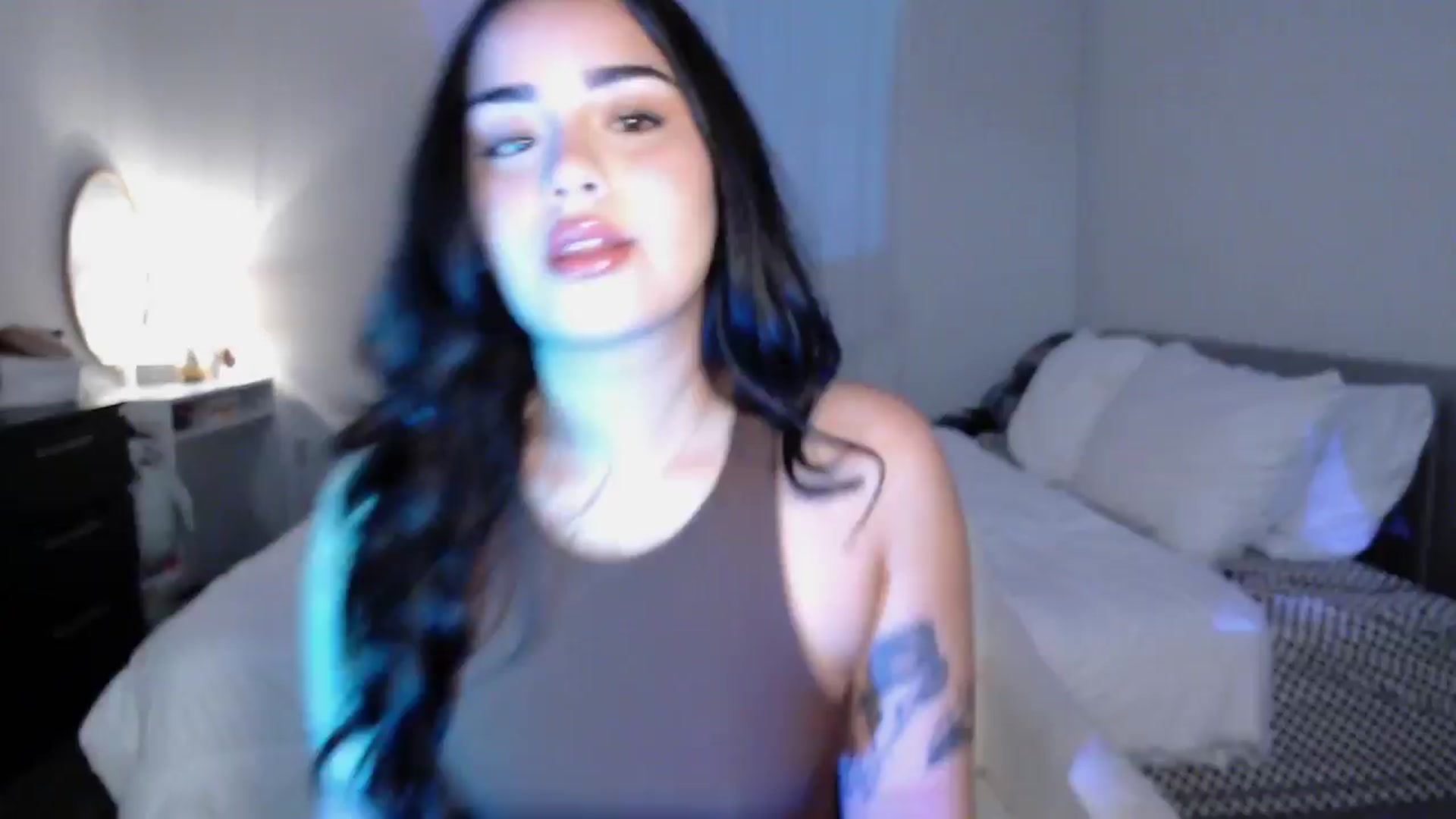 Gallery image thumbnail from babyxjulz's myfreecams stream on, 03/31/2024, 02:52 image 11 of 20