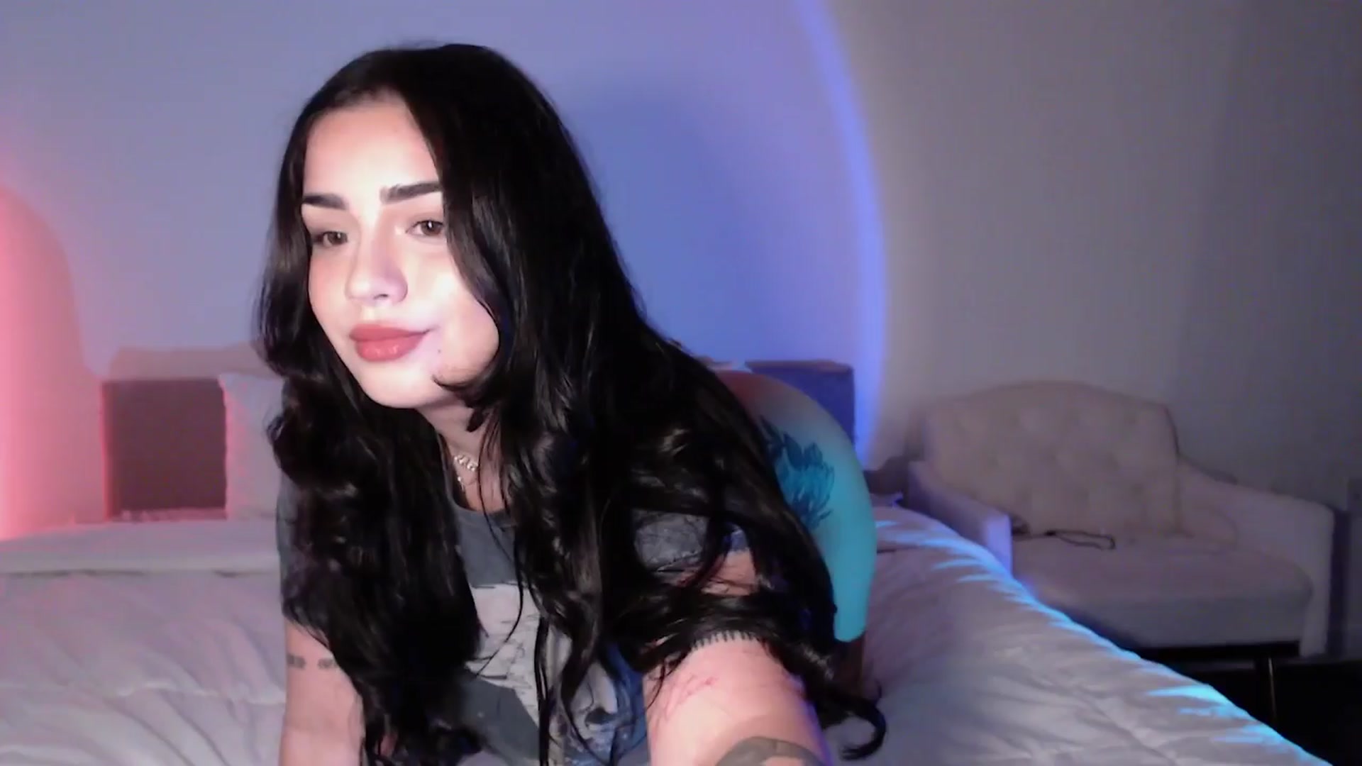 Gallery image thumbnail from babyxjulz's myfreecams stream on, 04/02/2024, 04:34 image 10 of 20