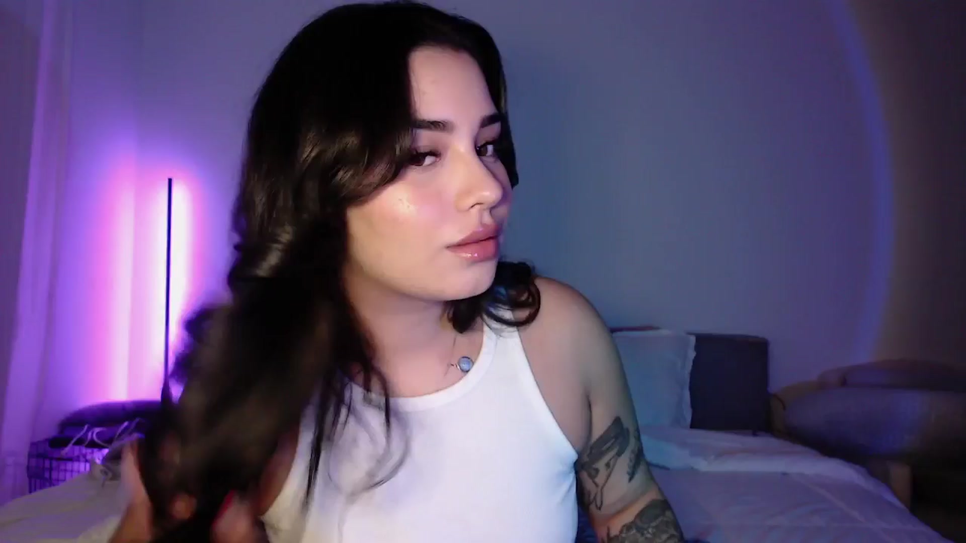Gallery image thumbnail from babyxjulz's myfreecams stream on, 05/21/2024, 03:58 image 7 of 20