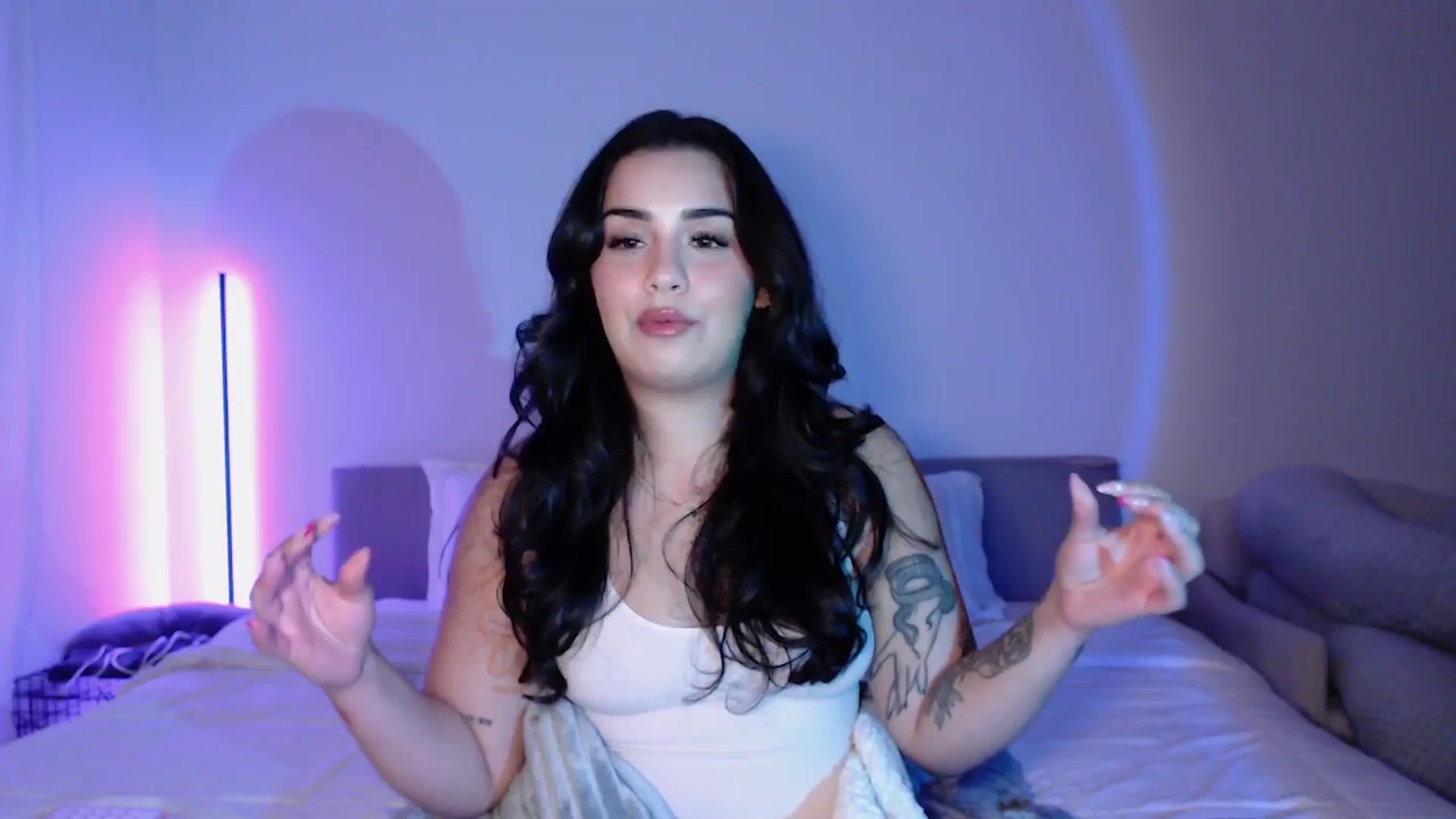 Gallery image thumbnail from babyxjulz's myfreecams stream on, 05/22/2024, 05:51 image 6 of 20