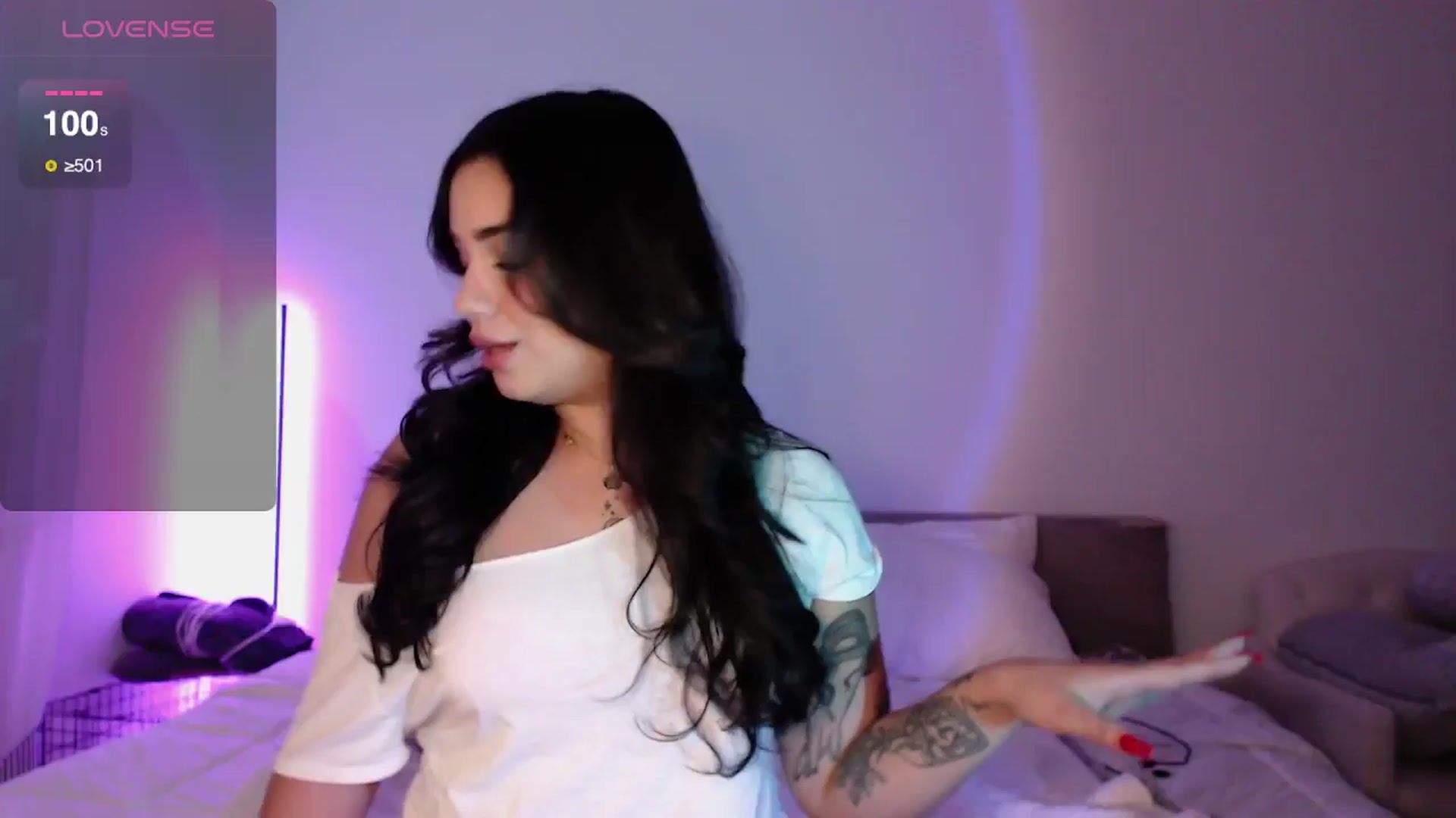 Gallery image thumbnail from babyxjulz's myfreecams stream on, 05/28/2024, 04:43 image 5 of 20