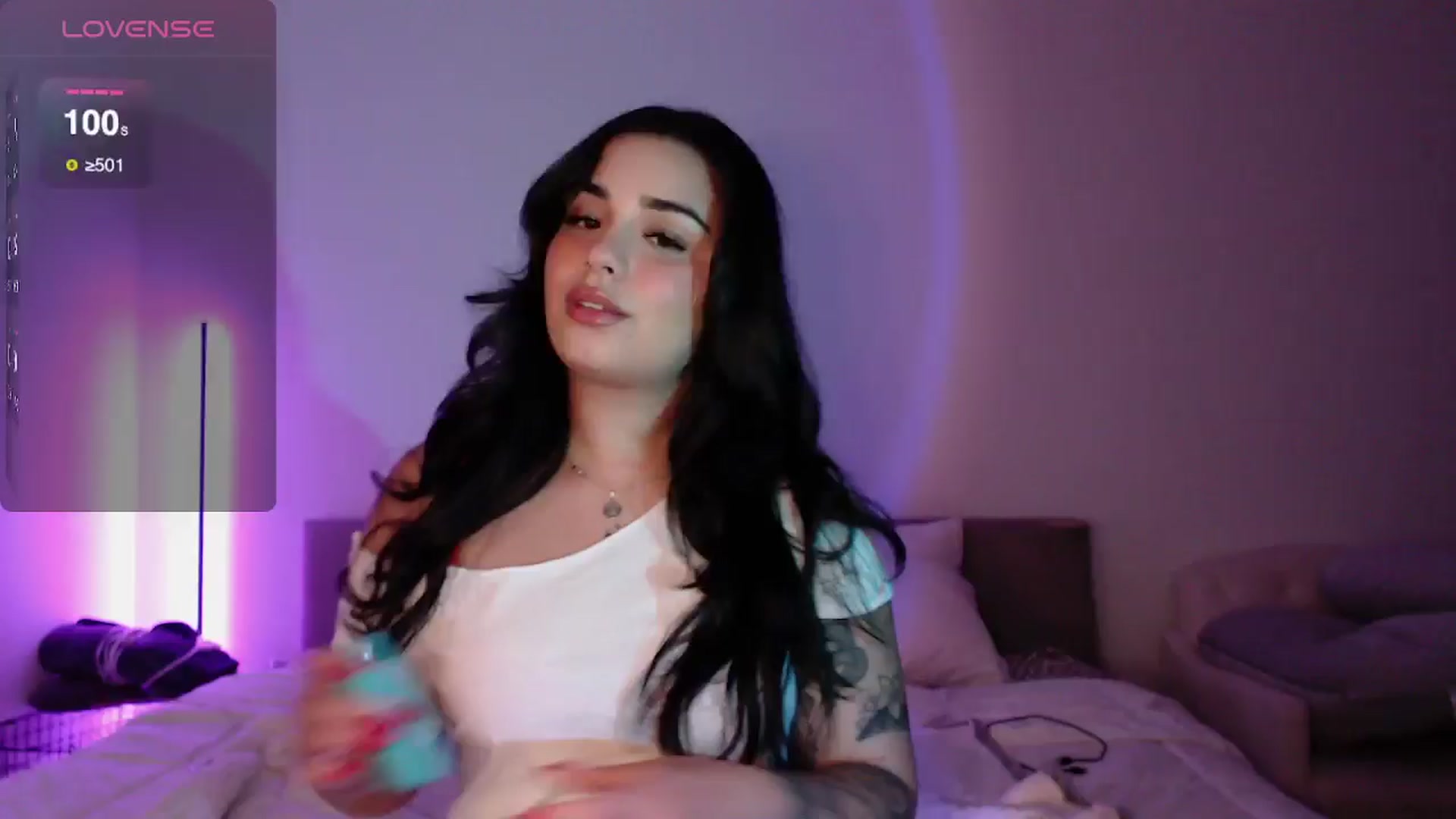Gallery image thumbnail from babyxjulz's myfreecams stream on, 05/28/2024, 04:43 image 4 of 20