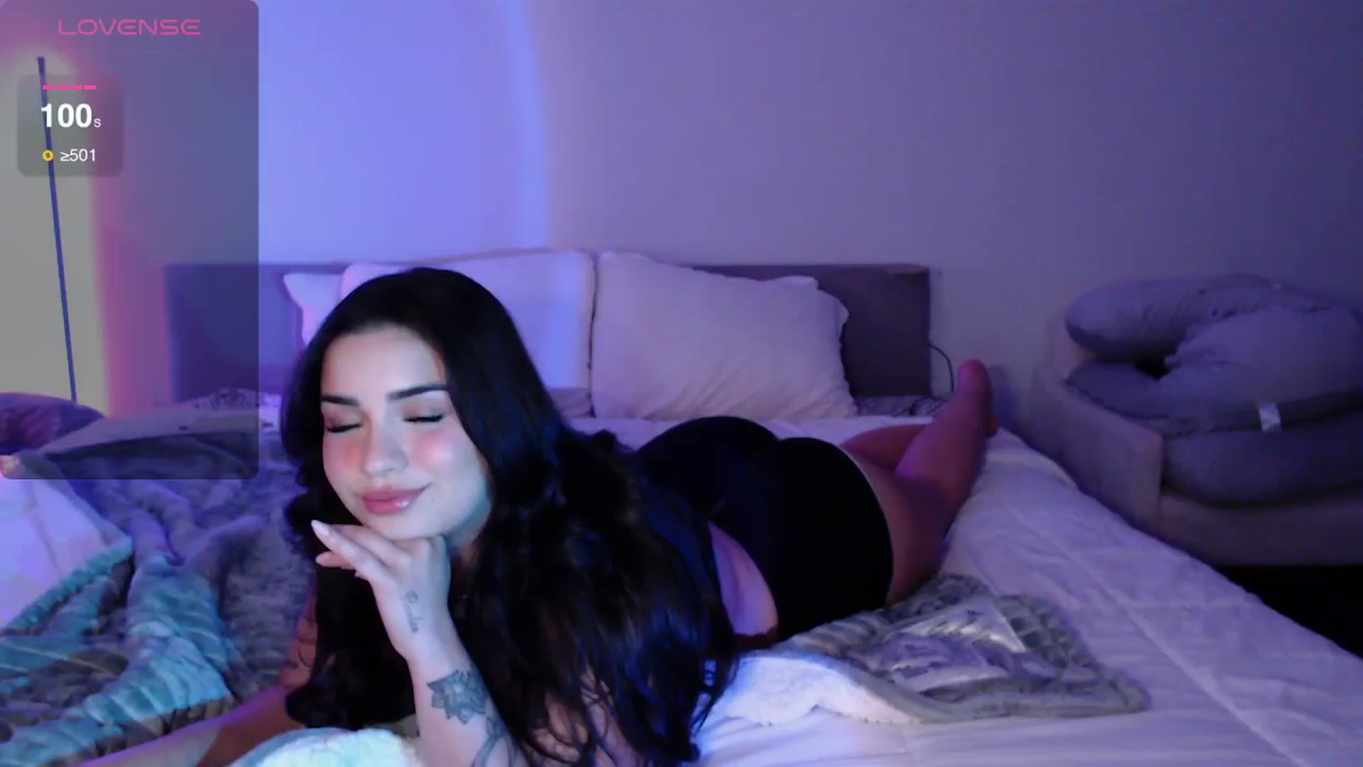 Gallery image thumbnail from babyxjulz's myfreecams stream on, 06/12/2024, 03:37 image 12 of 20
