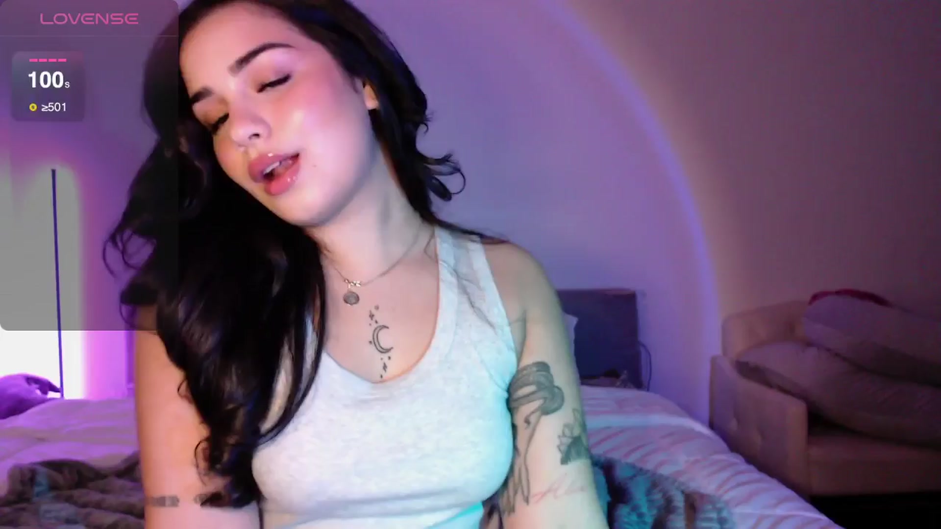 Gallery image thumbnail from babyxjulz's myfreecams stream on, 06/13/2024, 03:31 image 7 of 20