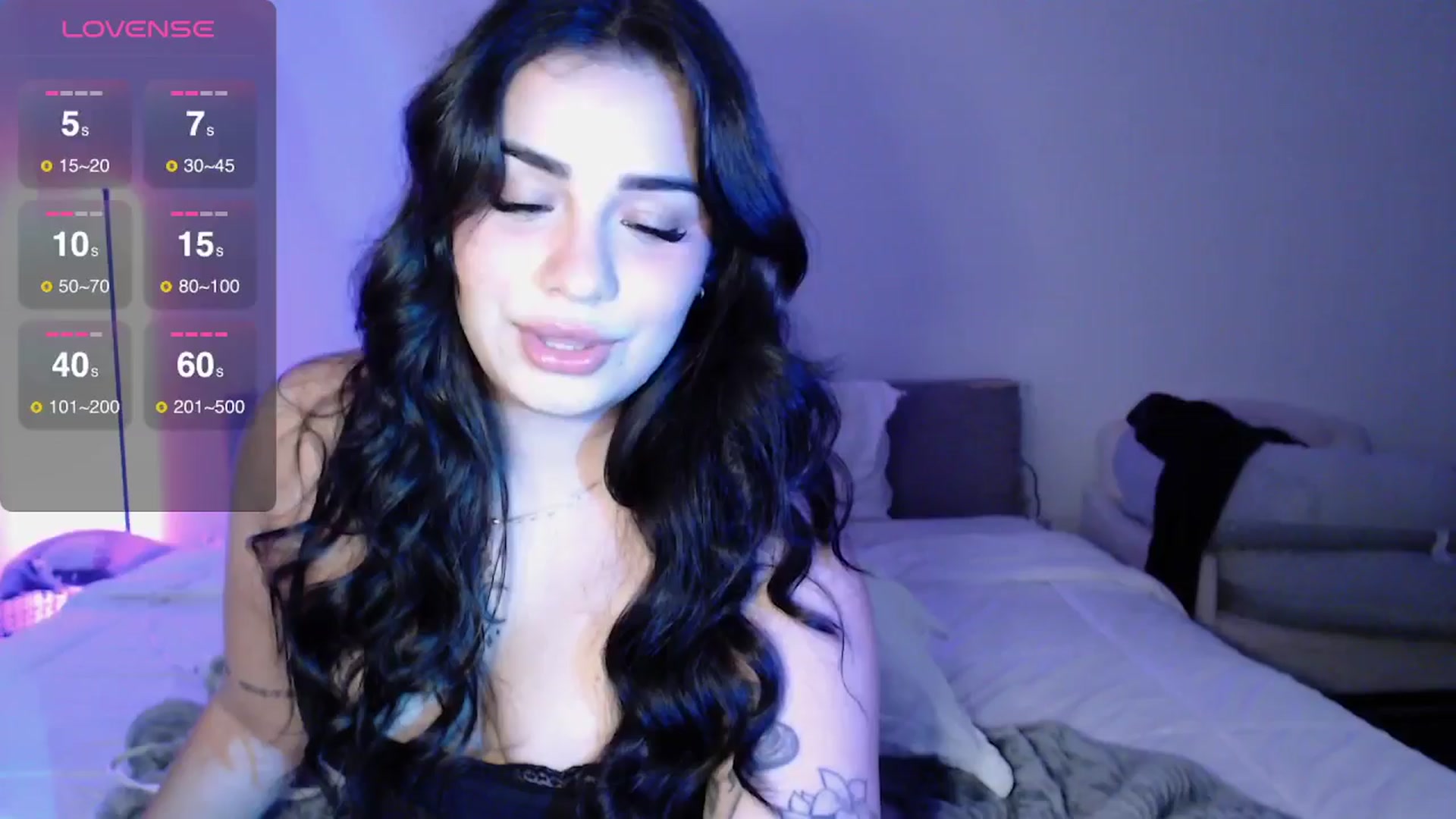 Gallery image thumbnail from babyxjulz's myfreecams stream on, 06/26/2024, 04:37 image 17 of 20