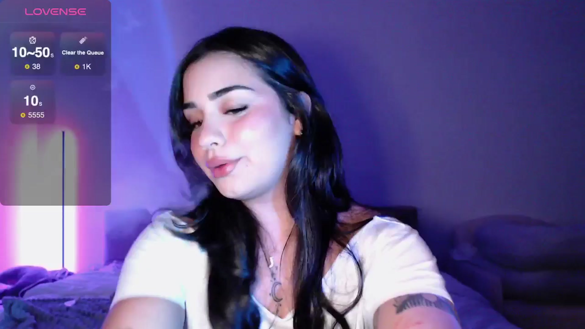 Gallery image thumbnail from babyxjulz's myfreecams stream on, 07/18/2024, 04:35 image 17 of 20