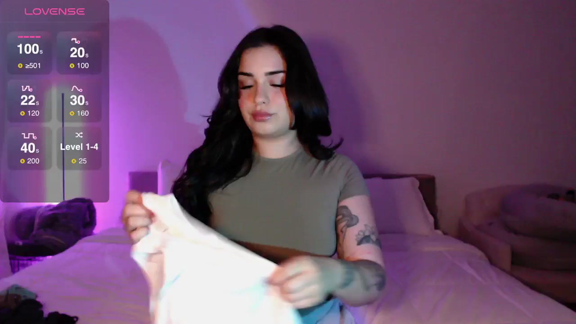 Gallery image thumbnail from babyxjulz's myfreecams stream on, 08/01/2024, 02:19 image 2 of 20