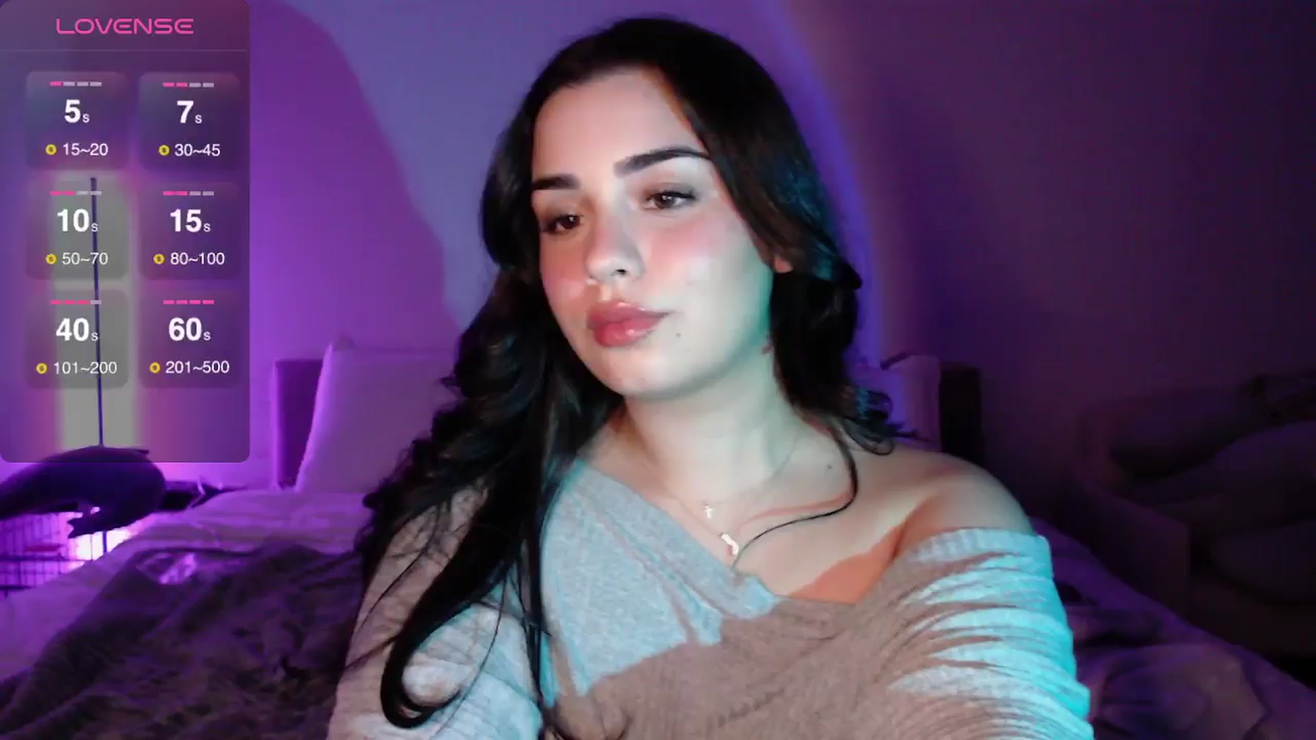 Gallery image thumbnail from babyxjulz's myfreecams stream on, 08/16/2024, 04:19 image 19 of 20