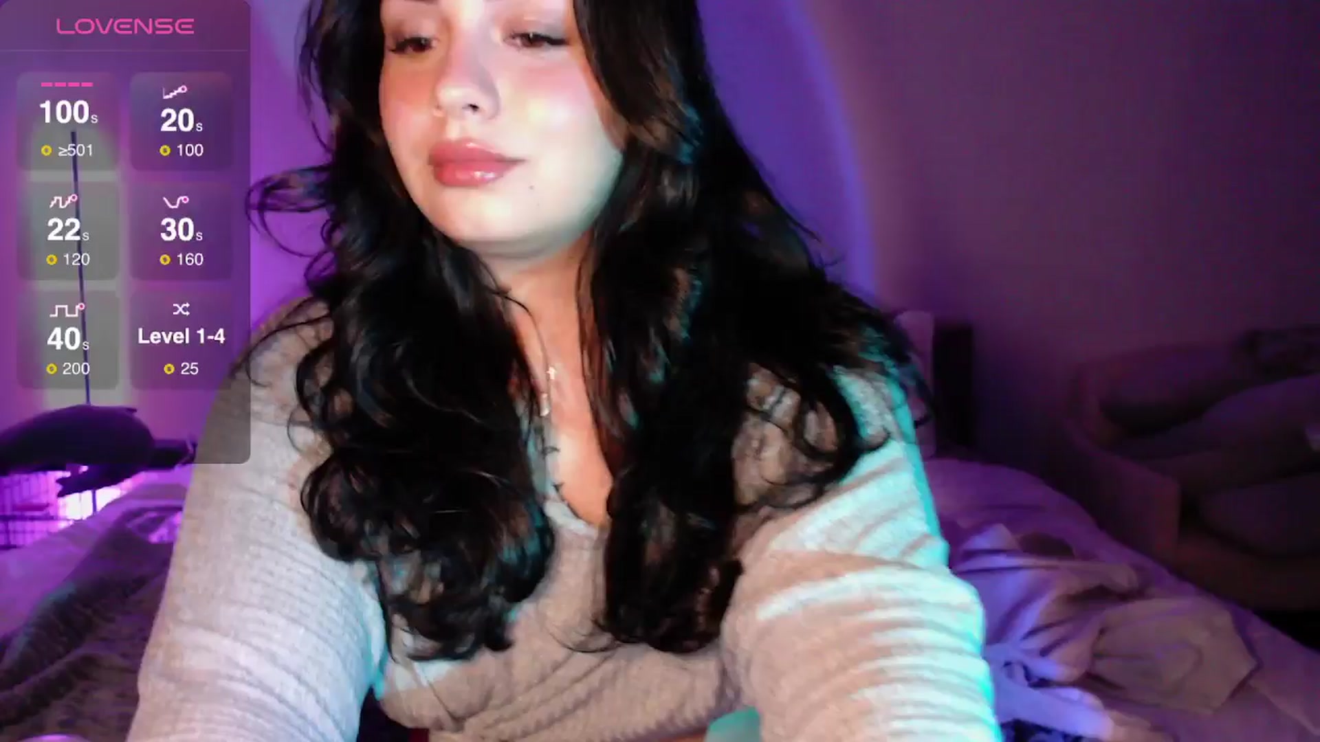 Gallery image thumbnail from babyxjulz's myfreecams stream on, 08/16/2024, 04:19 image 5 of 20
