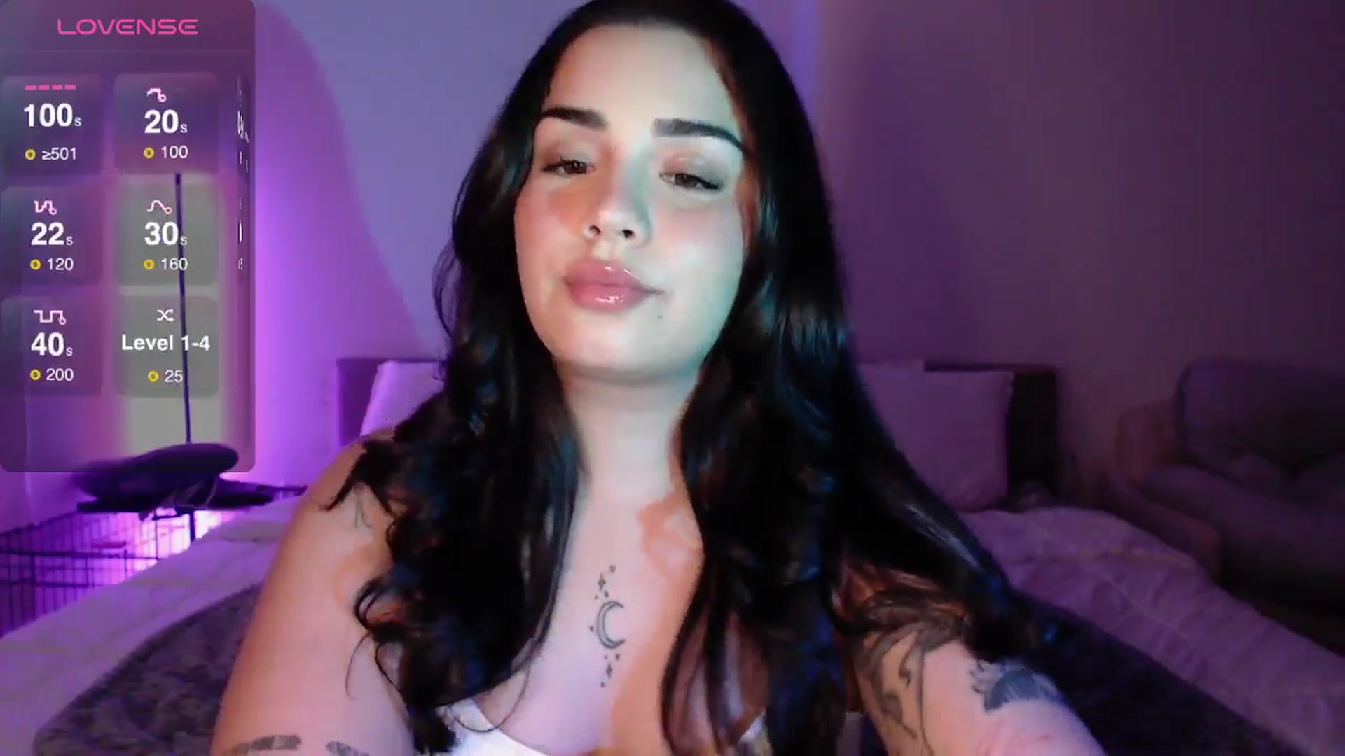 Gallery image thumbnail from babyxjulz's myfreecams stream on, 08/22/2024, 04:55 image 10 of 20