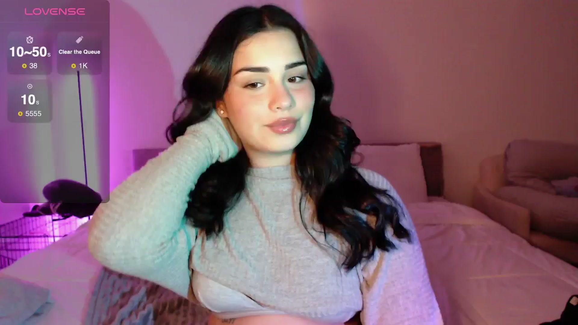 Gallery image thumbnail from babyxjulz's myfreecams stream on, 08/30/2024, 04:27 image 7 of 20