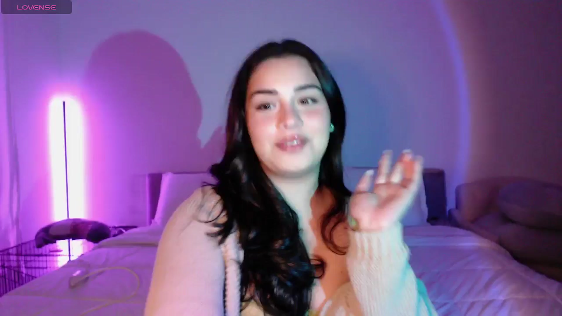 Gallery image thumbnail from babyxjulz's myfreecams stream on, 10/02/2024, 04:14 image 14 of 20