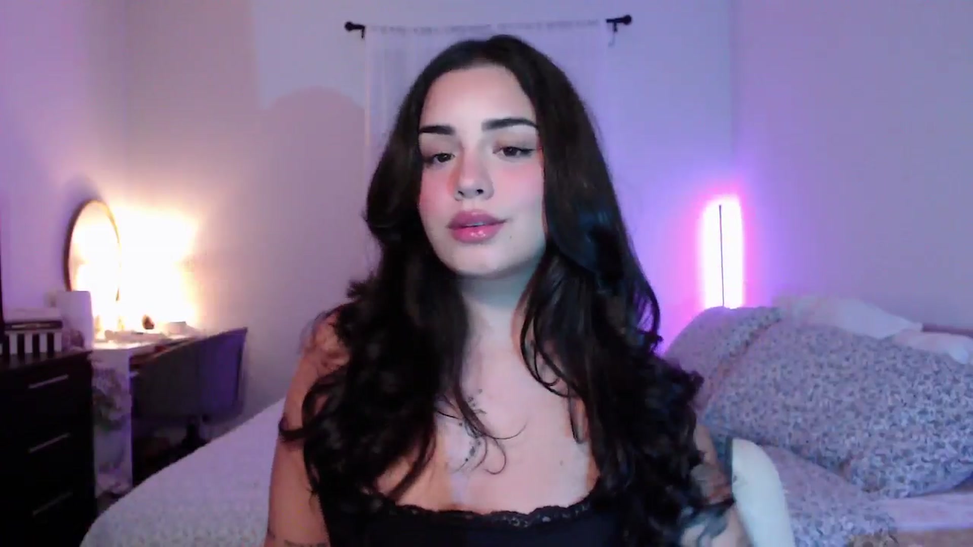 Gallery image thumbnail from babyxjulz's myfreecams stream on, 05/13/2025, 04:06 image 20 of 20