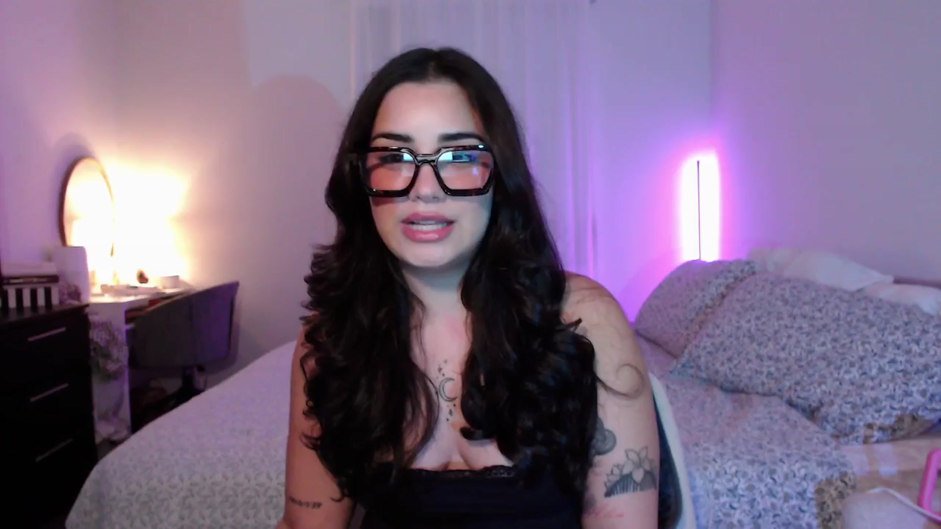 Gallery image thumbnail from babyxjulz's myfreecams stream on, 05/13/2025, 05:37 image 2 of 20