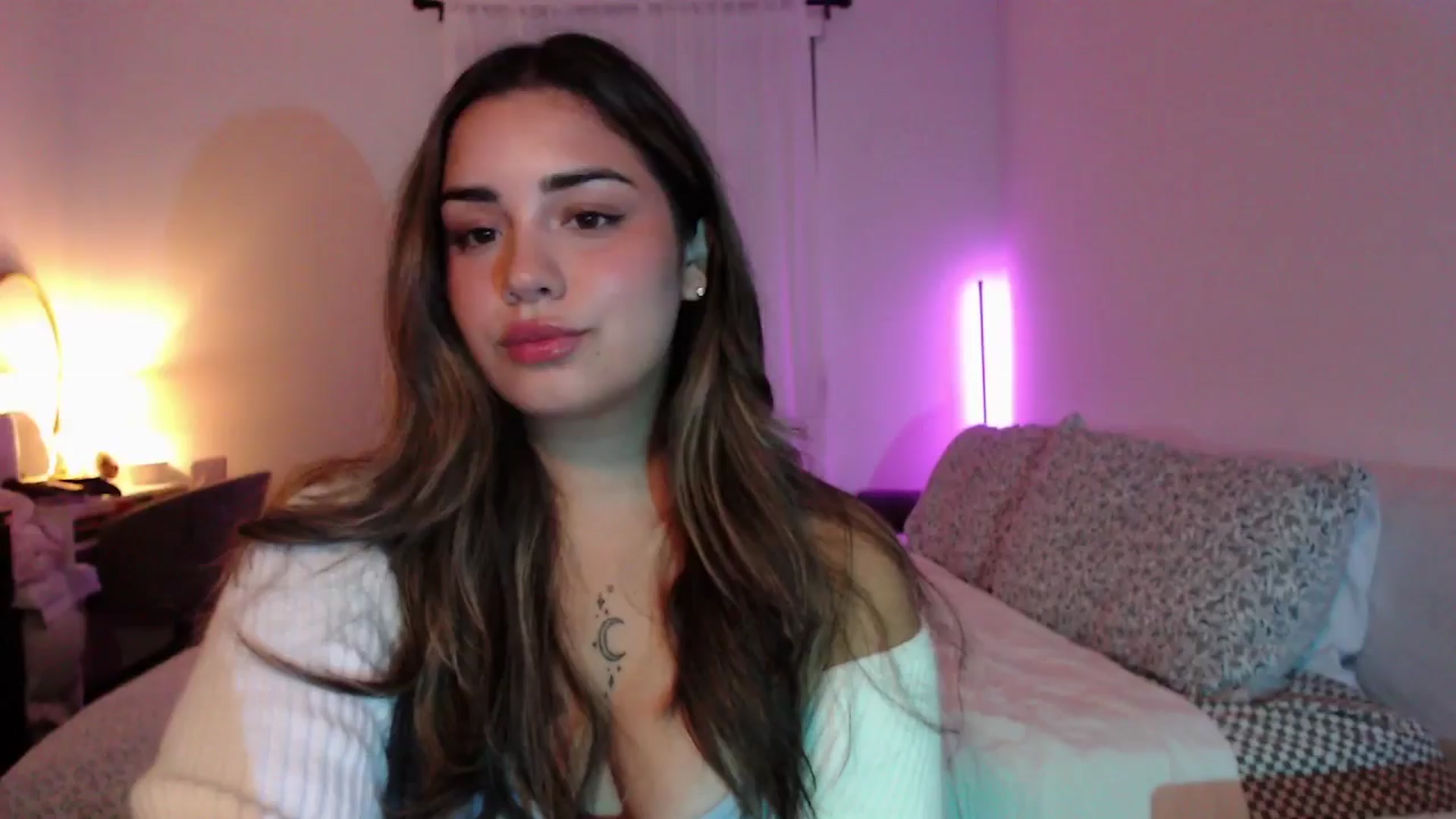 Gallery image thumbnail from babyxjulz's myfreecams stream on, 05/29/2025, 03:37 image 19 of 20