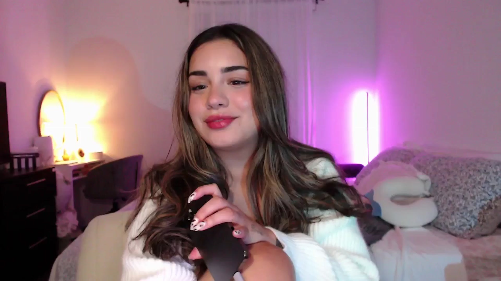 Gallery image thumbnail from babyxjulz's myfreecams stream on, 06/19/2025, 05:49 image 9 of 20