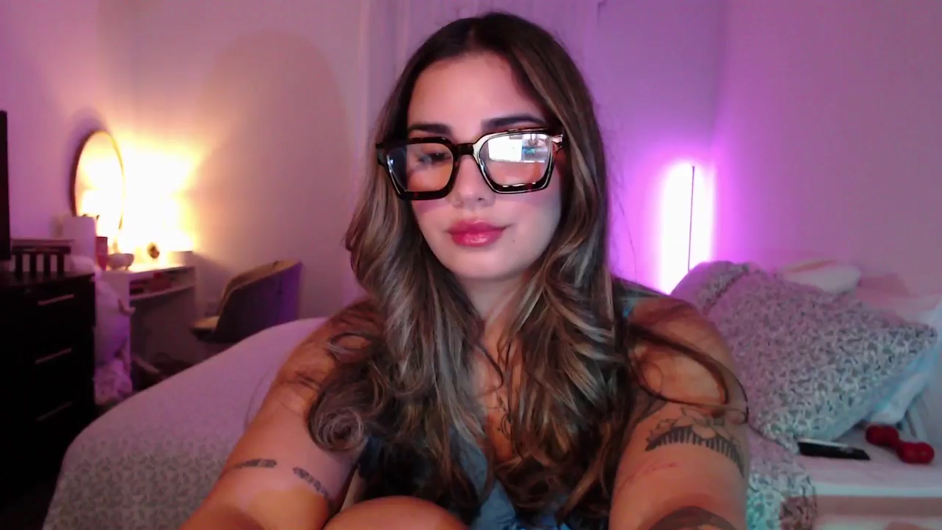 Gallery image thumbnail from babyxjulz's myfreecams stream on, 06/24/2025, 06:10 image 2 of 20