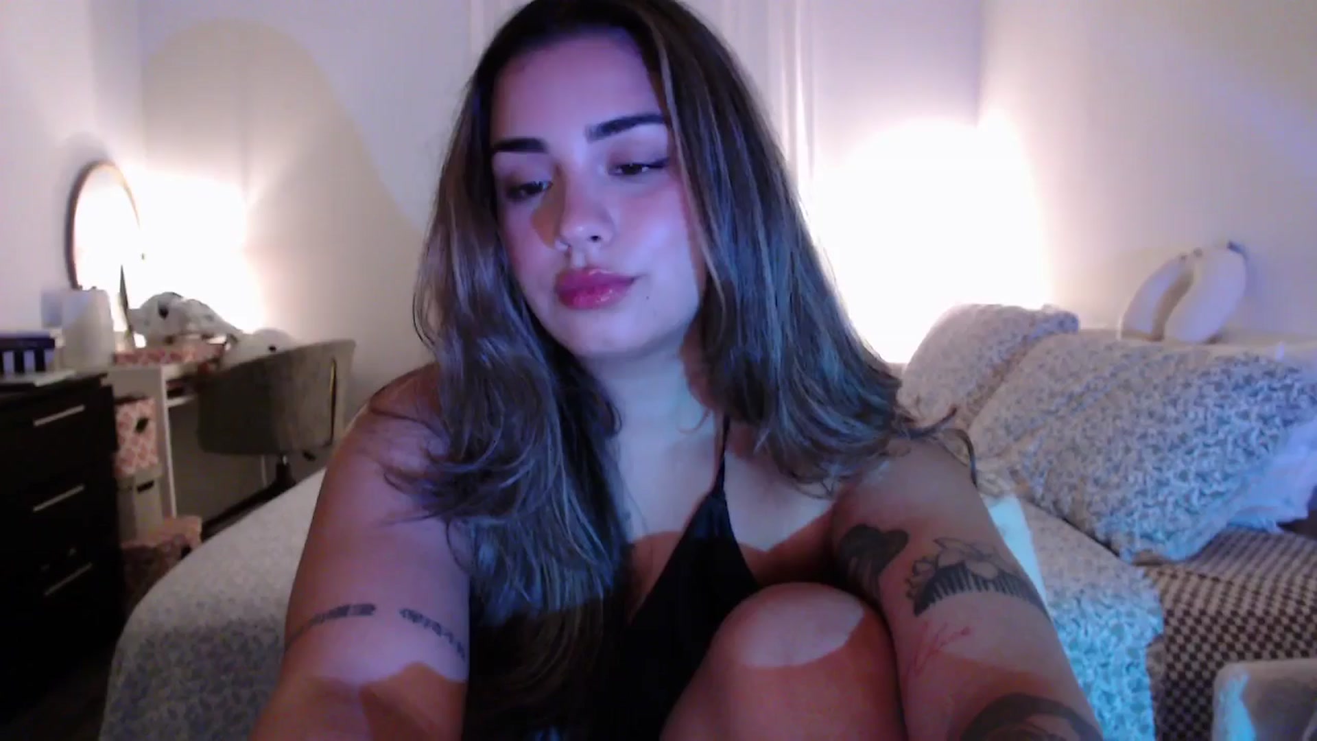 Gallery image thumbnail from babyxjulz's myfreecams stream on, 06/26/2025, 05:45 image 15 of 20