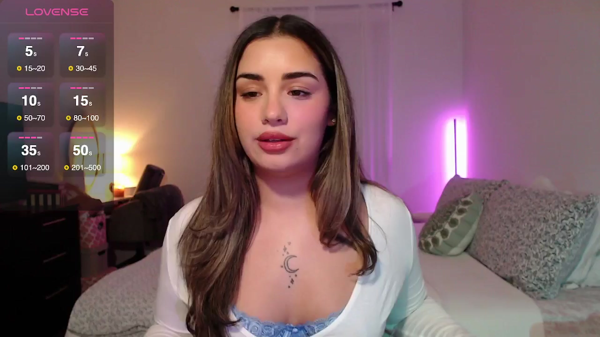 Gallery image thumbnail from babyxjulz's myfreecams stream on, 08/19/2025, 04:12 image 17 of 20