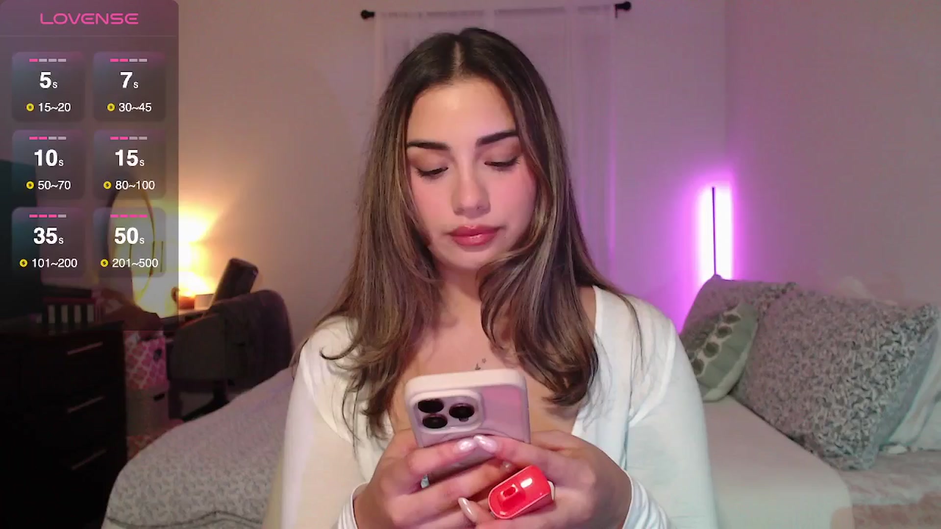 Gallery image thumbnail from babyxjulz's myfreecams stream on, 08/19/2025, 04:12 image 19 of 20