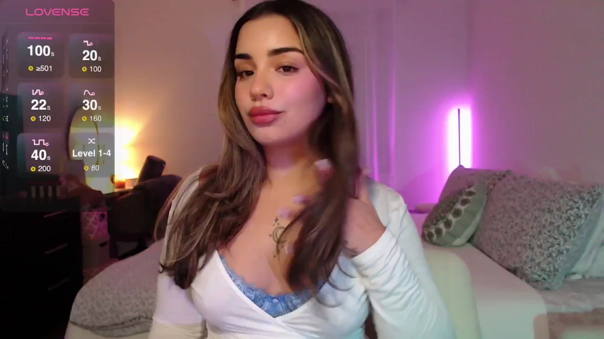 Gallery image thumbnail from babyxjulz's myfreecams stream on, 08/19/2025, 04:58 image 9 of 20