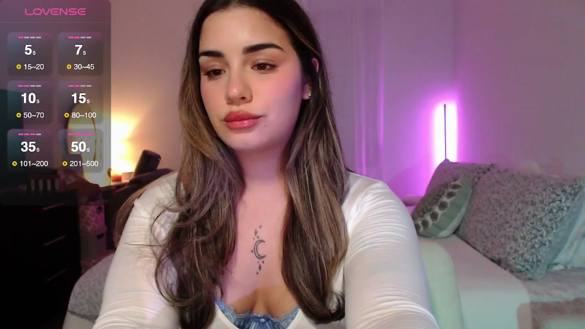 Gallery image thumbnail from babyxjulz's myfreecams stream on, 08/19/2025, 04:58 image 10 of 20