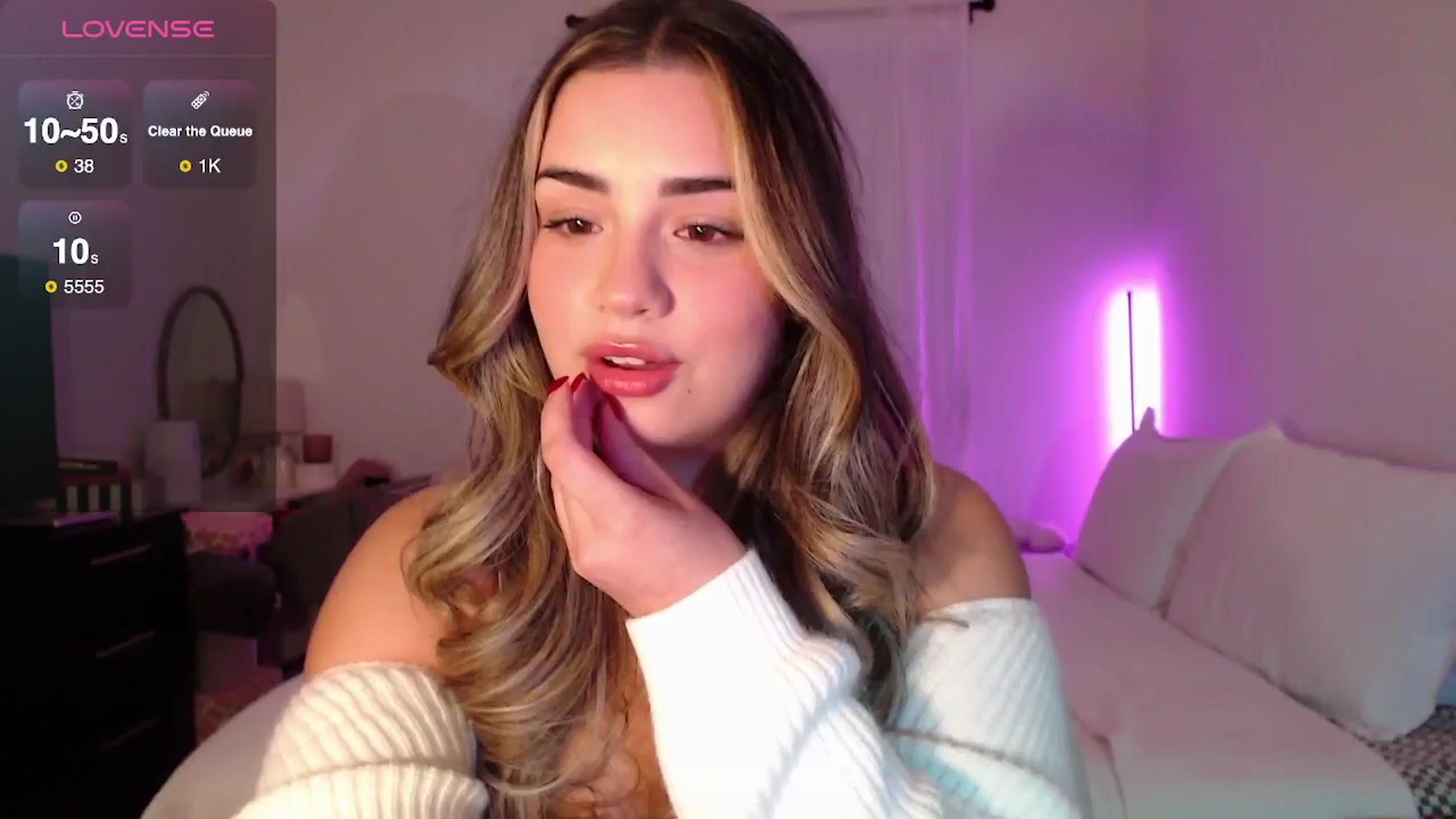 Gallery image thumbnail from babyxjulz's myfreecams stream on, 09/13/2025, 05:56 image 17 of 20