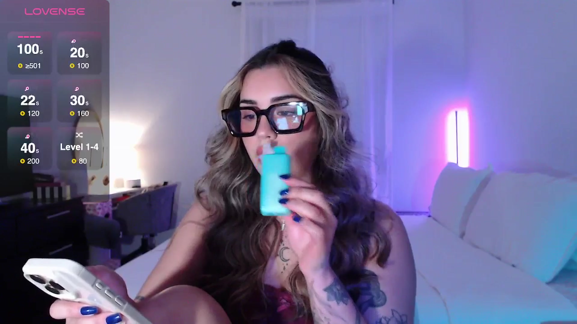Gallery image thumbnail from babyxjulz's myfreecams stream on, 09/17/2025, 04:05 image 18 of 20