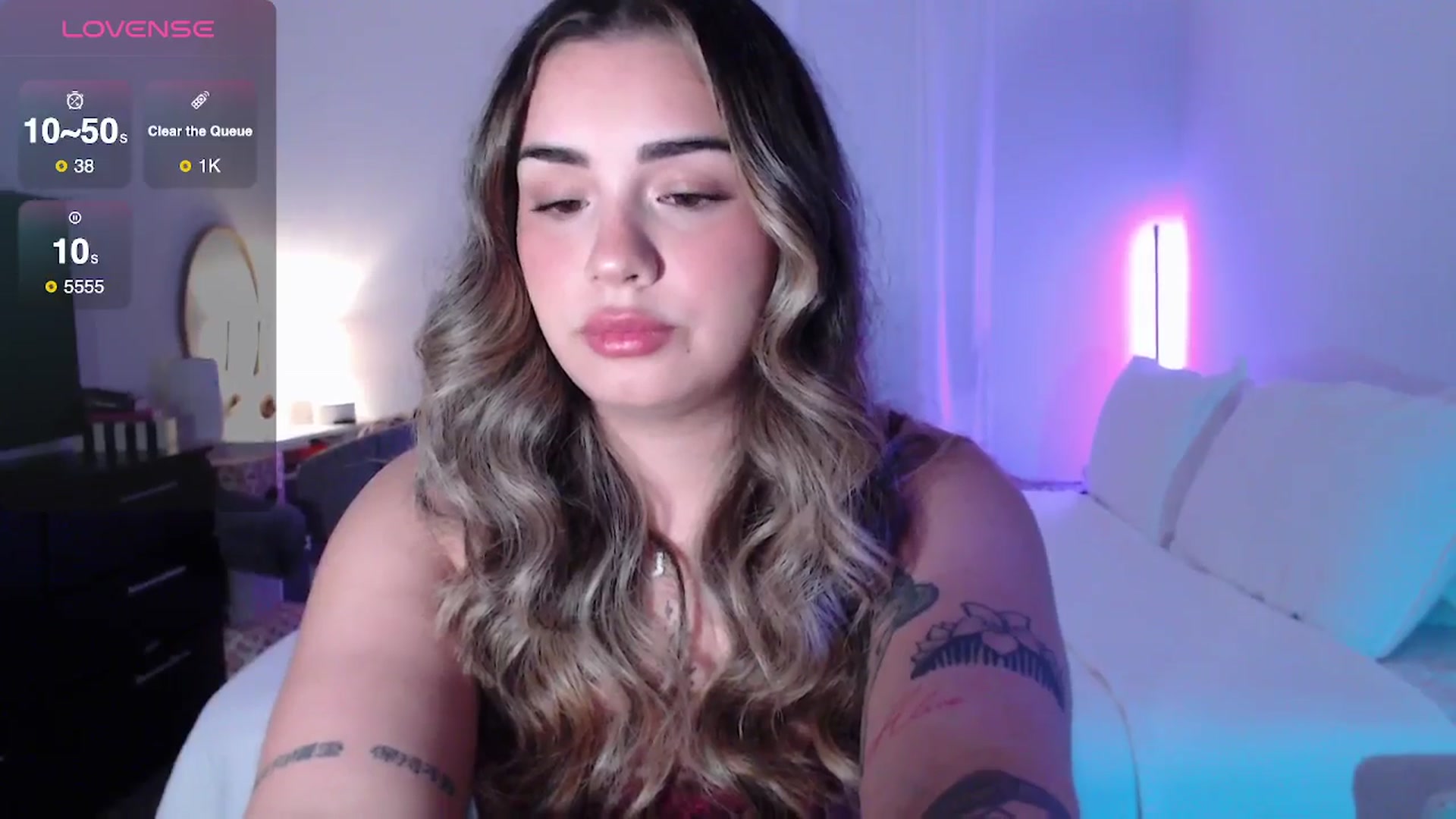 Gallery image thumbnail from babyxjulz's myfreecams stream on, 09/17/2025, 04:05 image 10 of 20