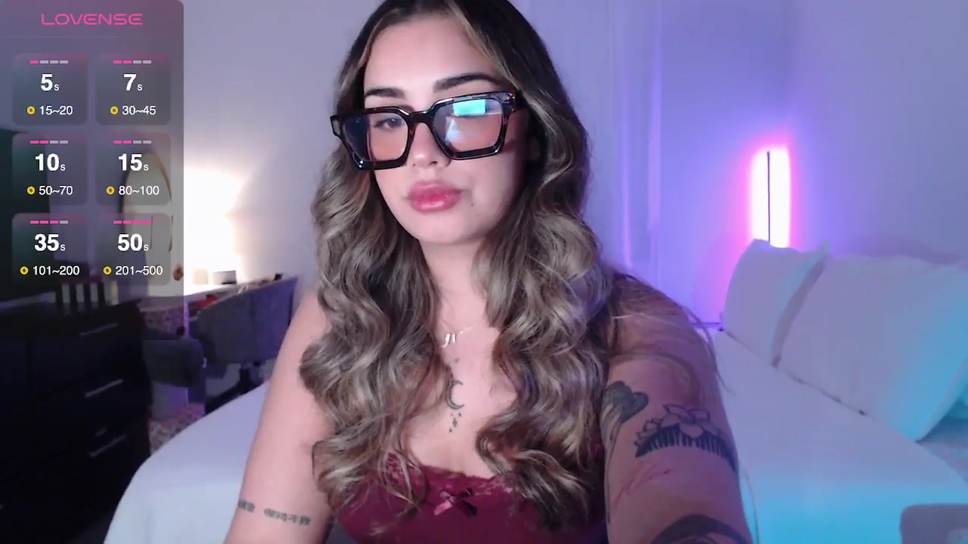 Gallery image thumbnail from babyxjulz's myfreecams stream on, 09/17/2025, 04:05 image 14 of 20
